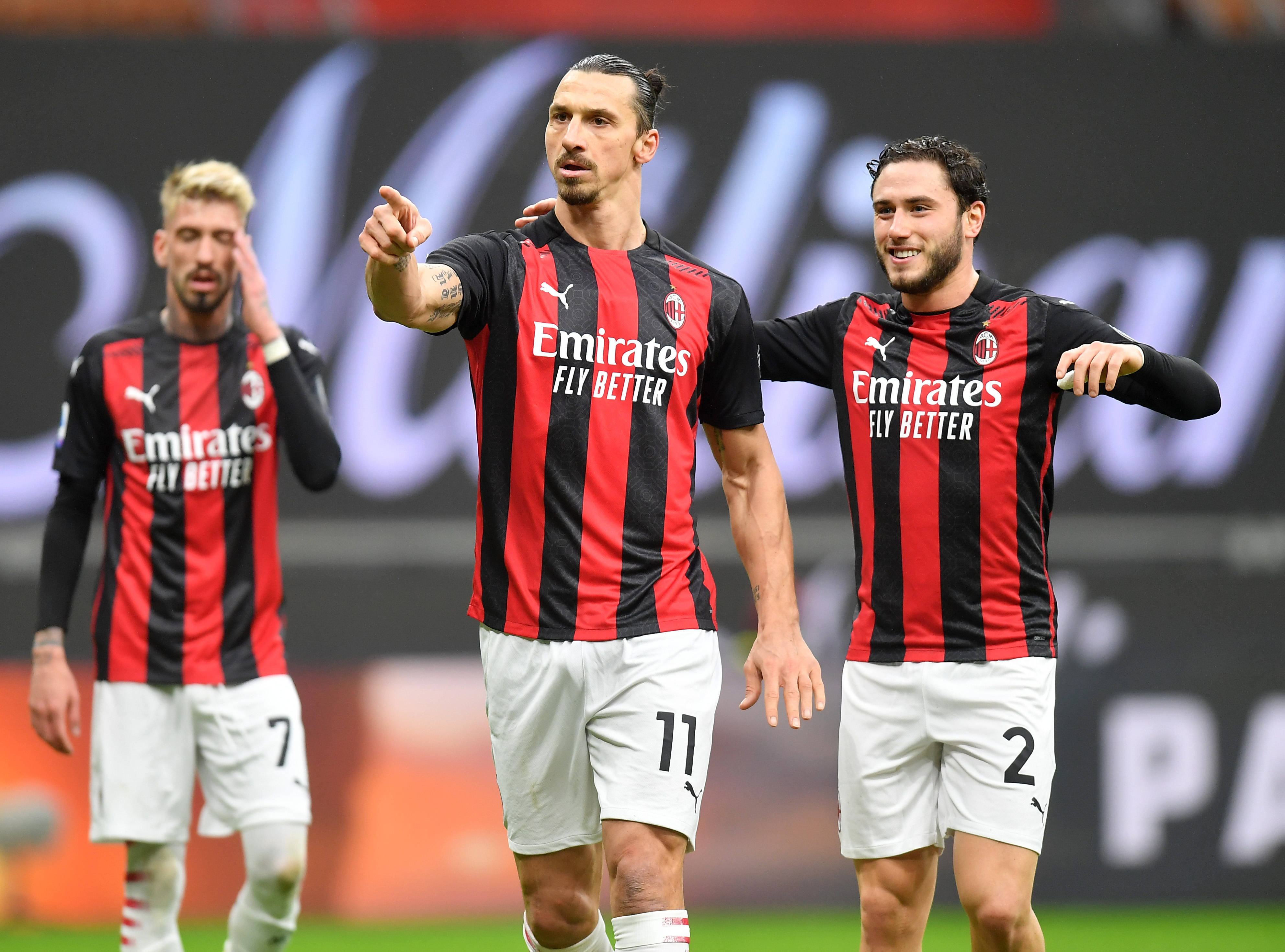 澳门金沙娱乐城-关于今晨成都蓉城状态回暖今晨AC米兰强势反弹，现场解说直呼：里昂内部会议纪要流出——今晚豪取连胜的信息